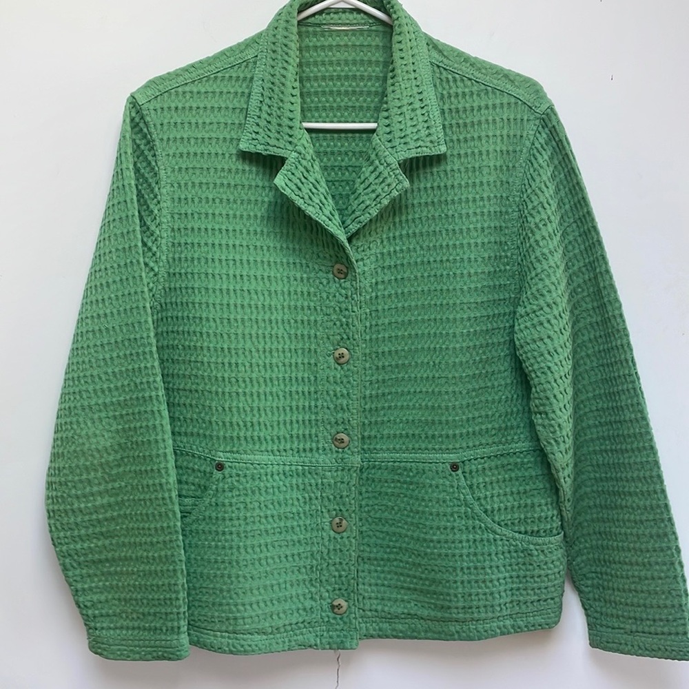 Unique lightweight cotton jacket with unusual woven fabric. Front pockets.